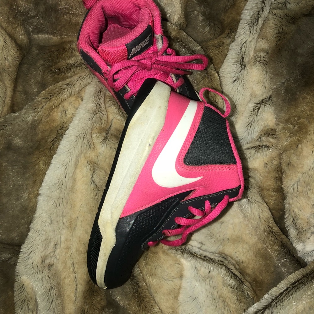 Girls Nike’s